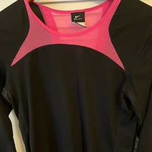 Nike Dri Fit Long Sleeve Running Too (Medium)